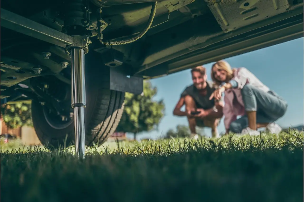 LevelM – hidrauliskās izlīdzināšanas atbalsta sistēma kemperiem