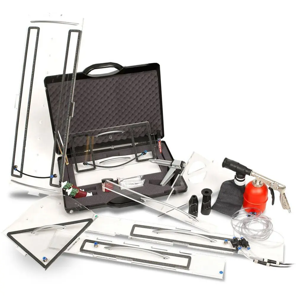 Kemperu un treileru sienu remonts, izmantojot vakuuma tehnoloģiju.