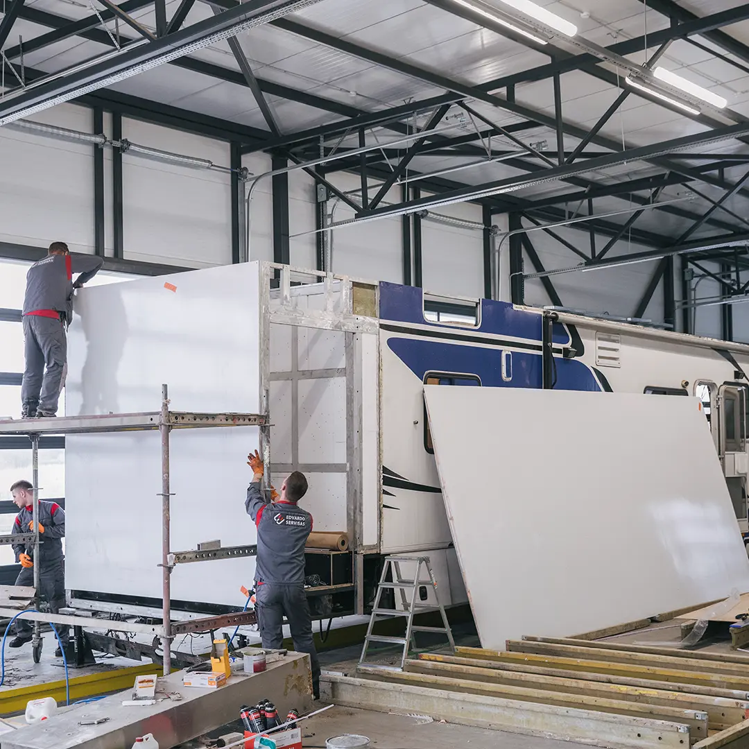 Kemperu un treileru virsbūvju remonts Lietuvā