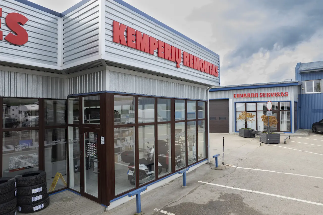 Kemperu rezerves daļu un piederumu vietējais veikals