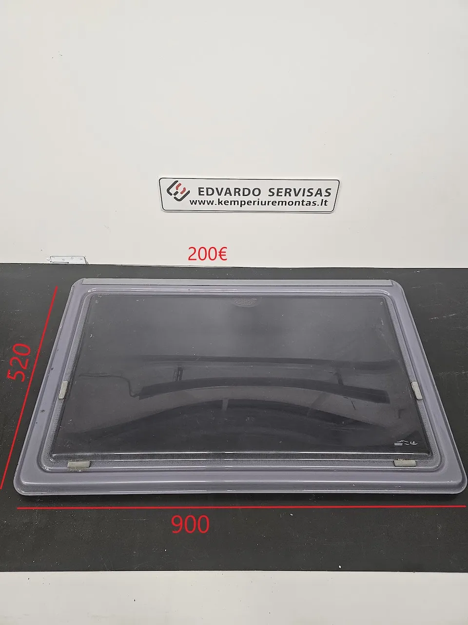 Karavanu Hobby Treilera lietots logs