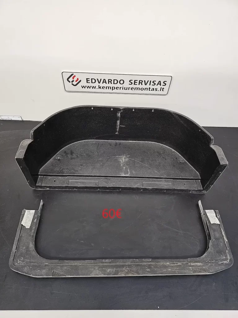 Kempera Burstner 2020 sanu durvju pakapiens