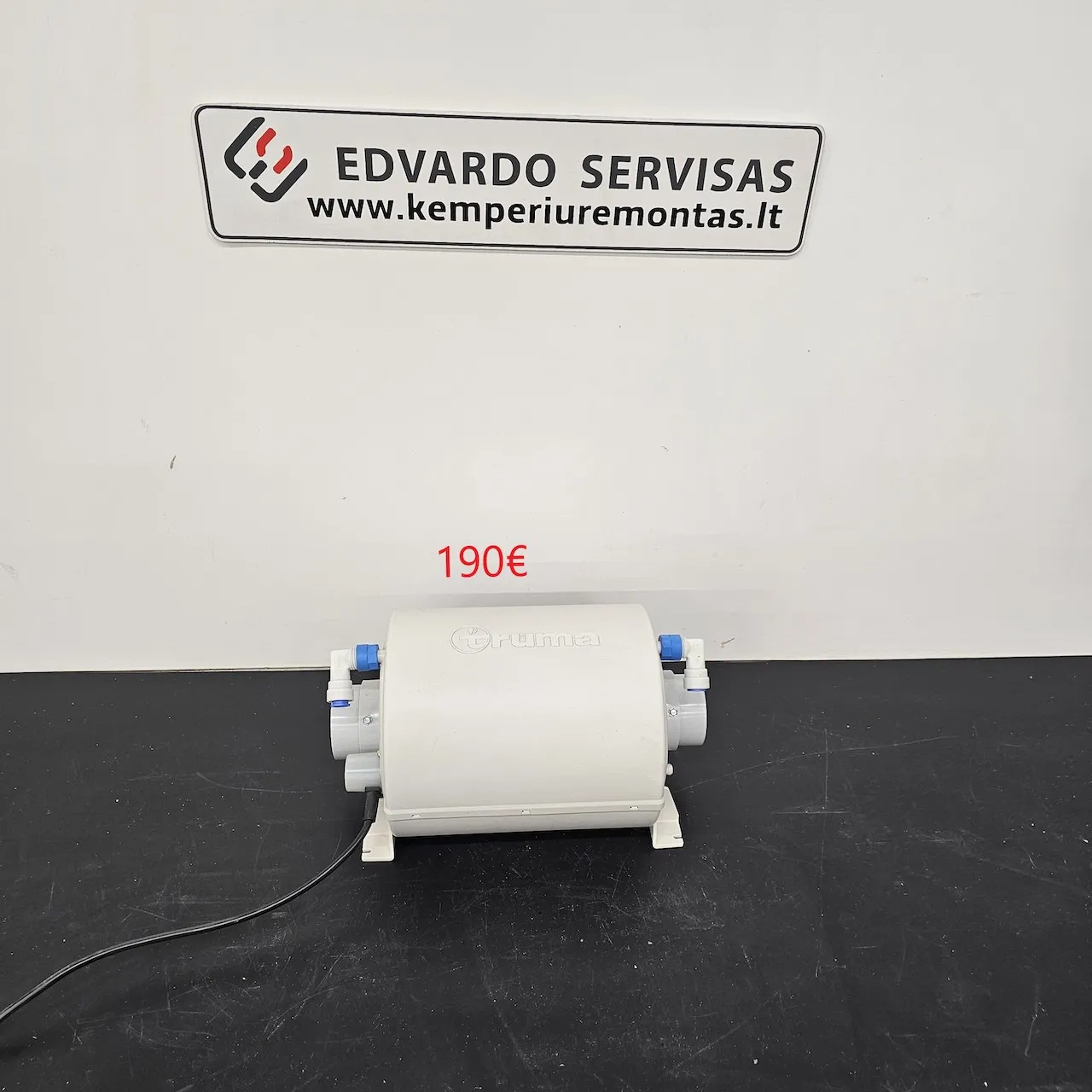 Karavanu un treilera Truma karsta udens boileris 230v.